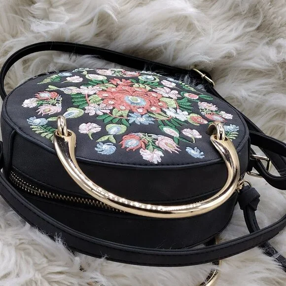 Round Black Embroidered Crossbody Bag – Boho Chic - Picture 9 of 11